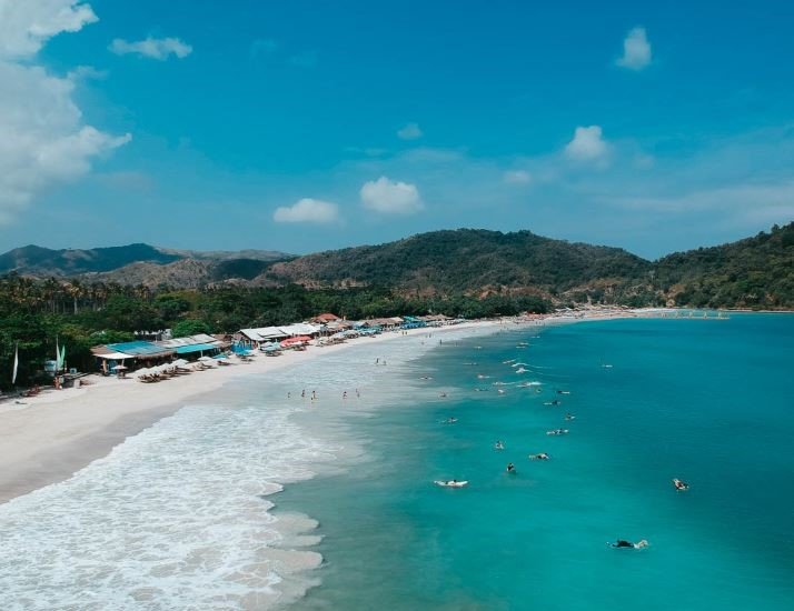 Pemandangan laut